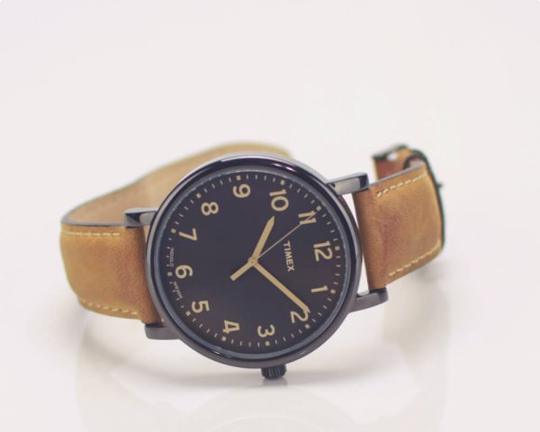 Black Analogue Watch